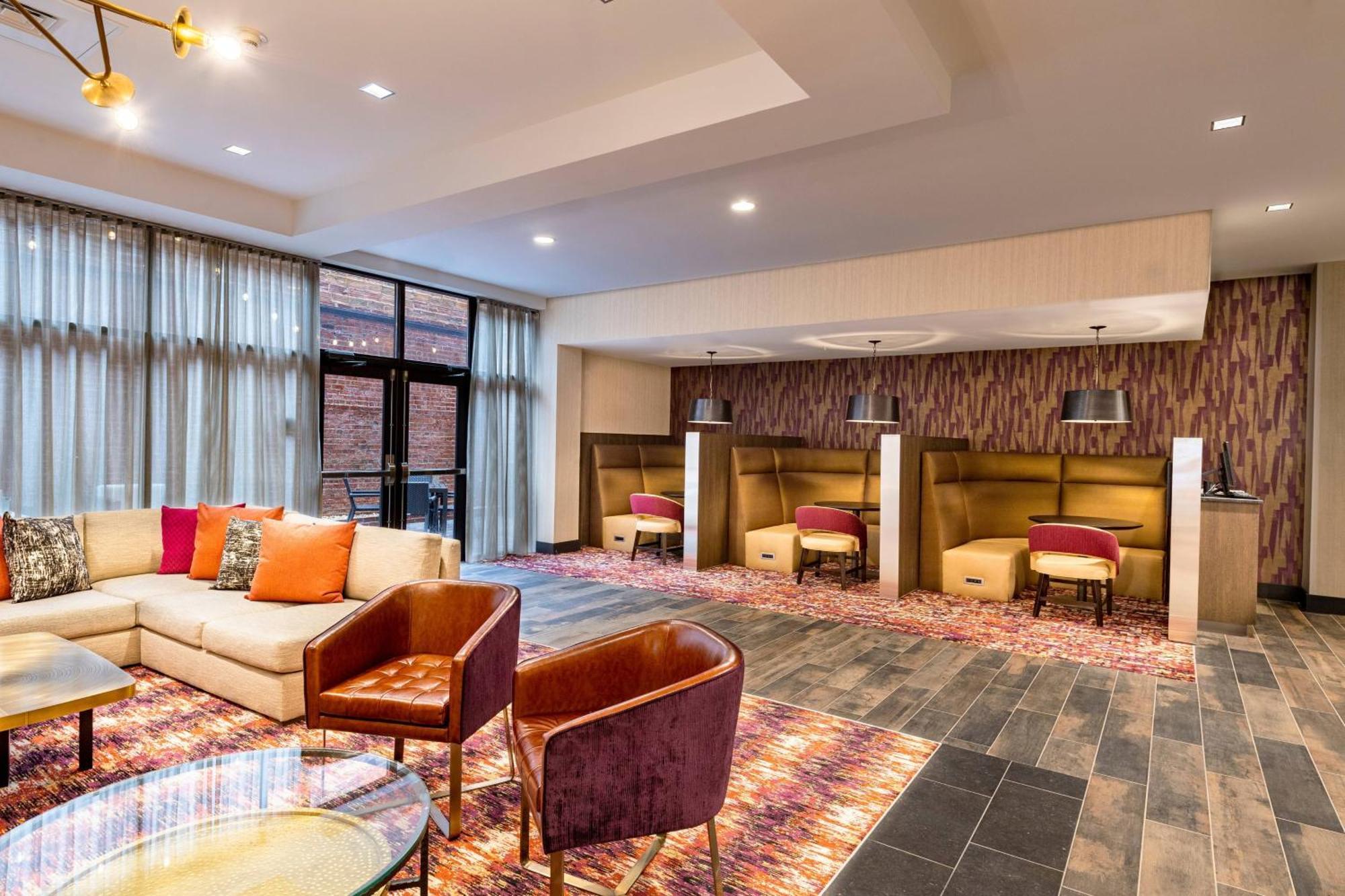 Courtyard Winston-Salem Downtown Hotel Exterior foto